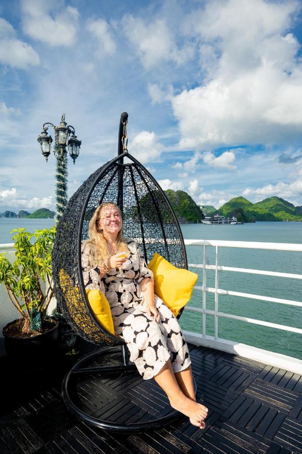 Готель Halong Dragon Bay Cruise Халонг Екстер'єр фото