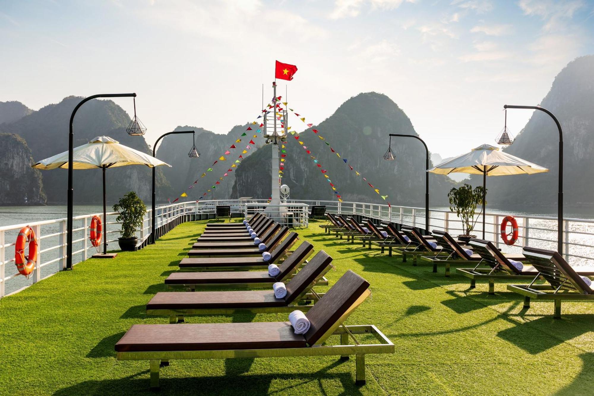 Готель Halong Dragon Bay Cruise Халонг Екстер'єр фото