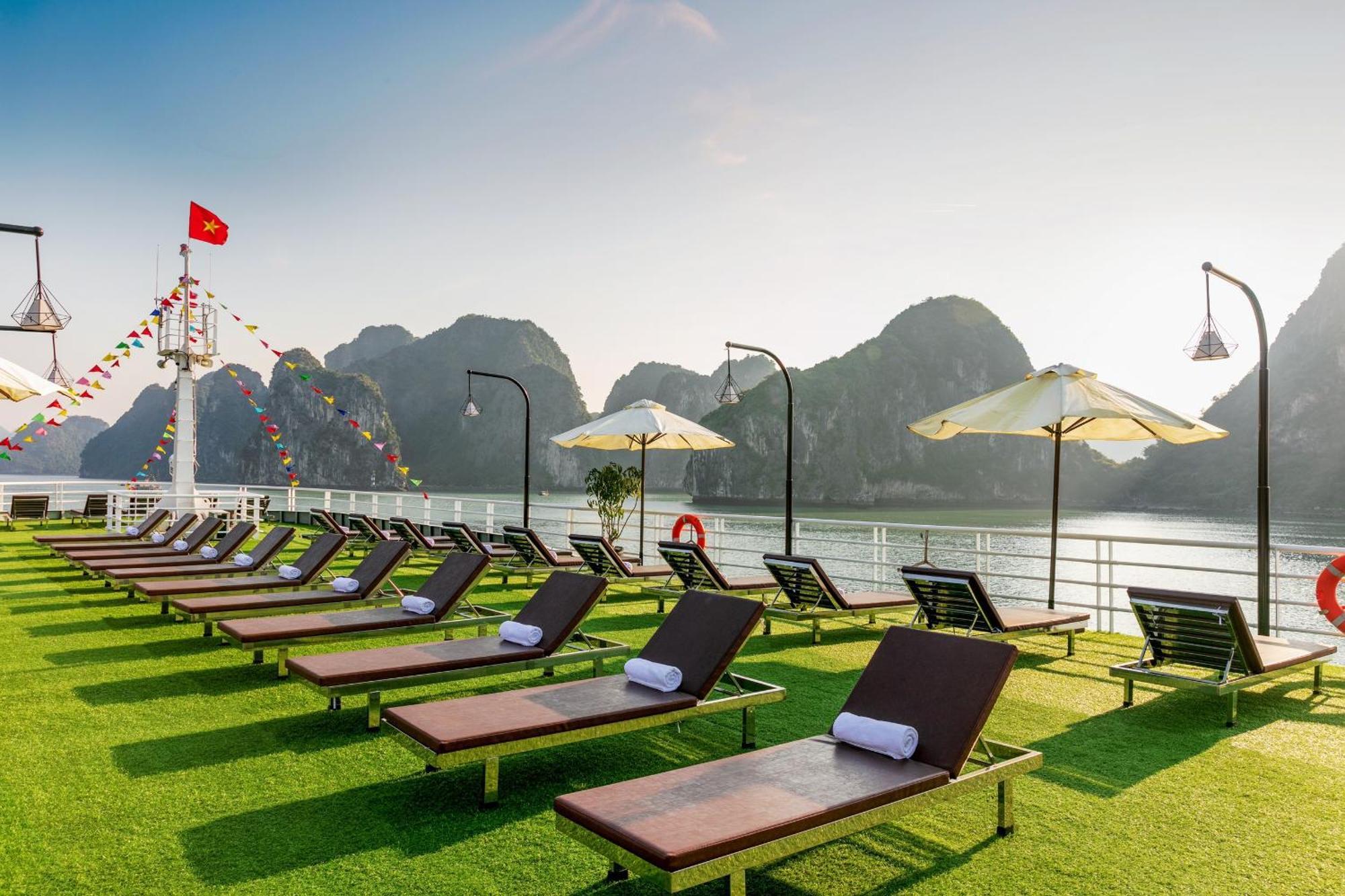 Готель Halong Dragon Bay Cruise Халонг Екстер'єр фото