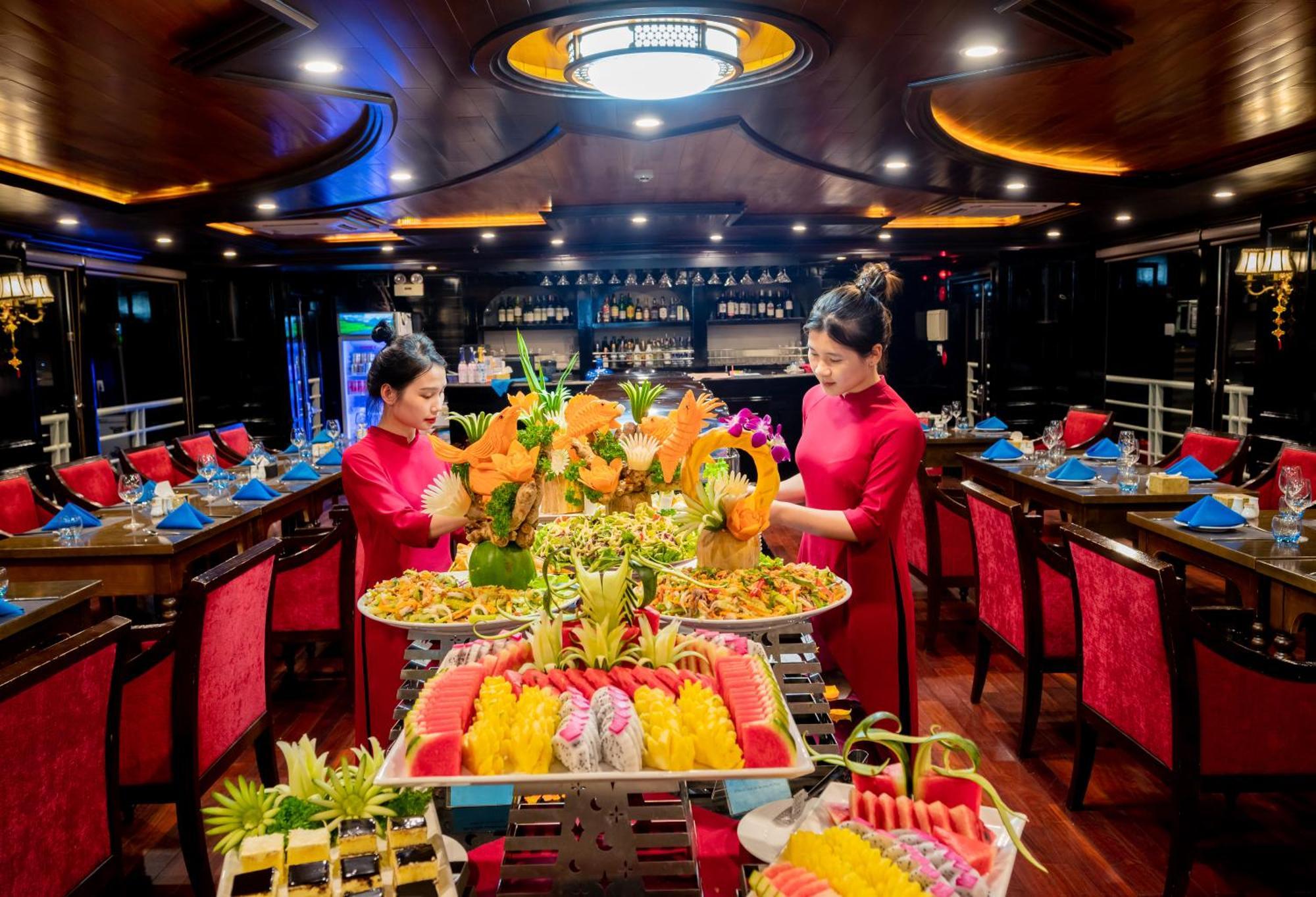 Готель Halong Dragon Bay Cruise Халонг Екстер'єр фото