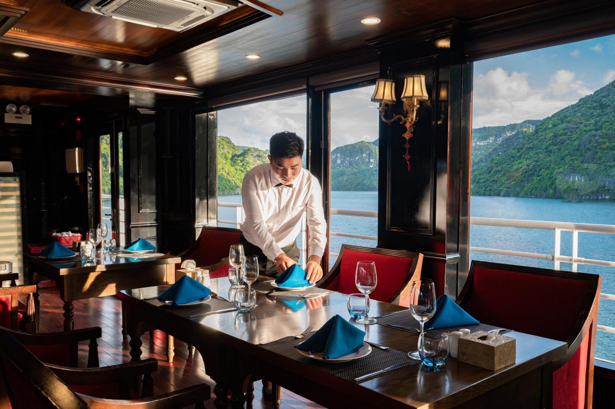 Готель Halong Dragon Bay Cruise Халонг Екстер'єр фото