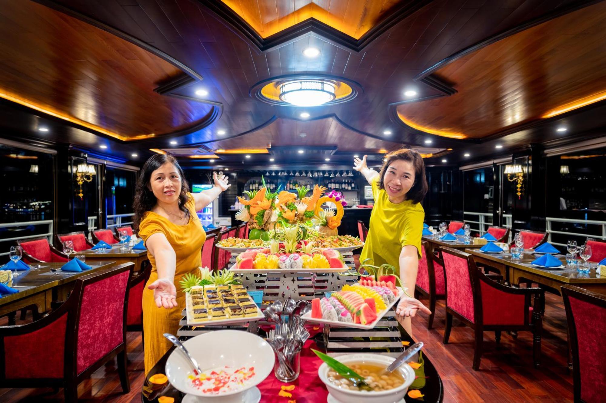 Готель Halong Dragon Bay Cruise Халонг Екстер'єр фото